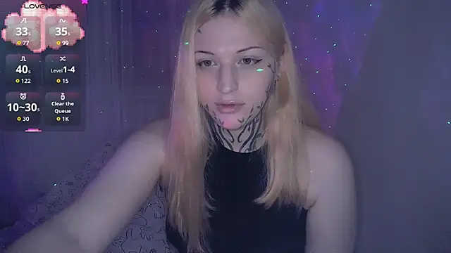 AlexaLaRose2 online show from 12.22.25