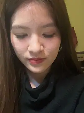 Snapshot of Momochen8839 chatting on 02.24.26 Momochen8839 online show from 02.24.26