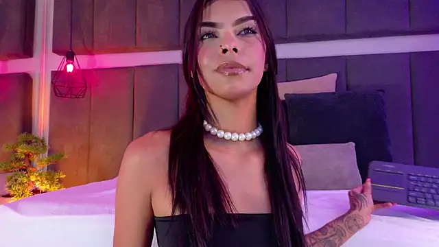 luna blannco online show from 03.04.26