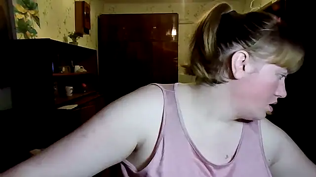 Snapshot of swett_girll chatting on 02.01.26 swett girll online show from 02.01.26