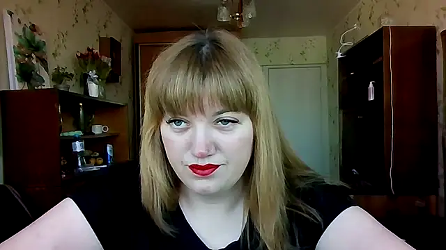 Snapshot of swett_girll chatting on 03.10.26 swett girll online show from 03.10.26