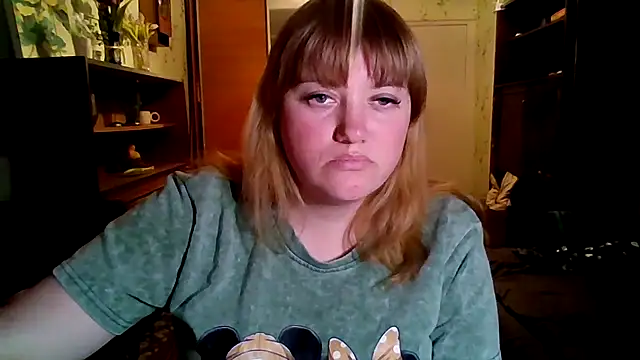 Snapshot of swett_girll chatting on 03.13.26 swett girll online show from 03.13.26