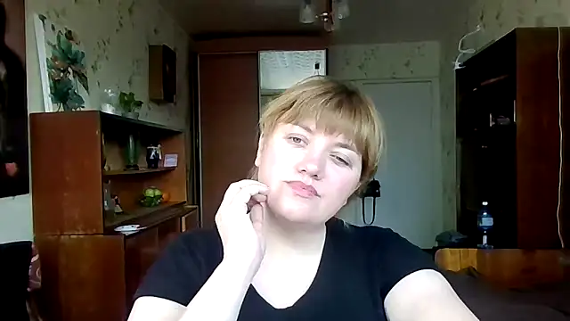 Snapshot of swett_girll chatting on 03.27.26 swett girll online show from 03.27.26
