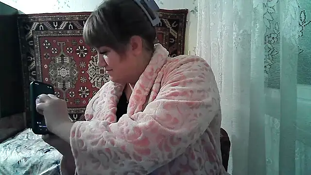 Snapshot of swett_girll chatting on 04.16.26 swett girll online show from 04.16.26