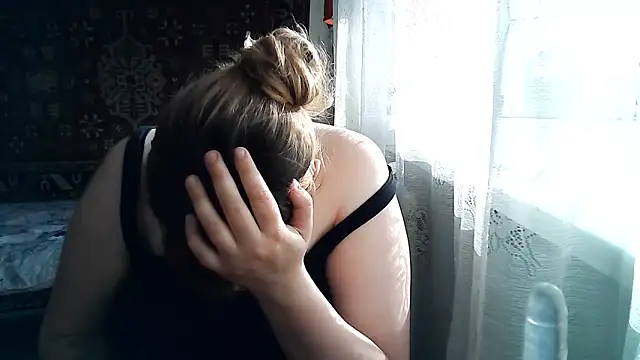 Snapshot of swett_girll chatting on 06.18.26 swett girll online show from 06.18.26