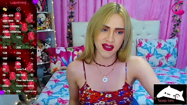 Snapshot of golden_girl01 chatting on 10.14.25 golden girl01 online show from 10.14.25