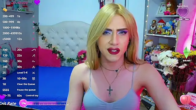 Snapshot of golden_girl01 chatting on 10.26.25 golden girl01 online show from 10.26.25