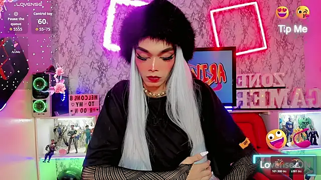 camila vasquez  online show from 12.13.25