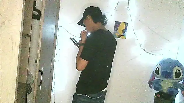 Snapshot of Glen_connor_11 chatting on 01.15.26 Glen connor 11 online show from 01.15.26