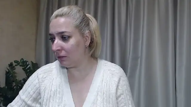 sweetpussy13 online show from 09.28.25