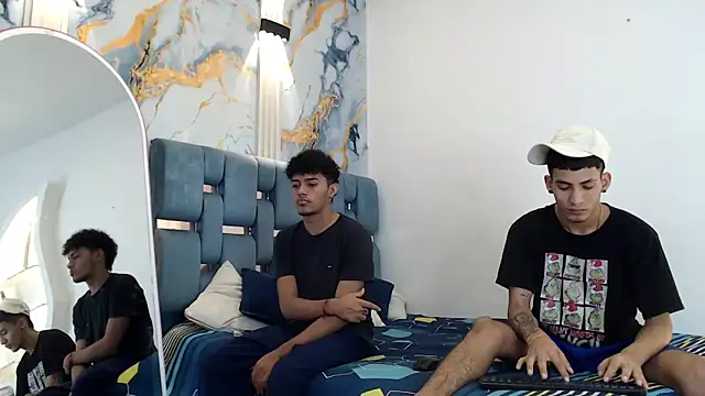 DIAMOND BLACKS online show from 01.18.26