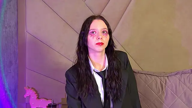 ArinaKubrick online show from 04.15.26