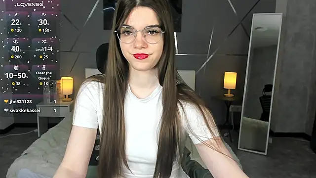 miss  evelyne online show from 01.10.26