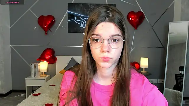 miss  evelyne online show from 02.13.26