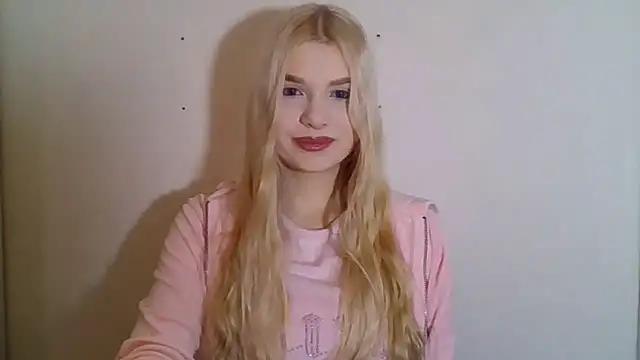 Snapshot of GeorginaLovely chatting on 01.13.26 GeorginaLovely online show from 01.13.26