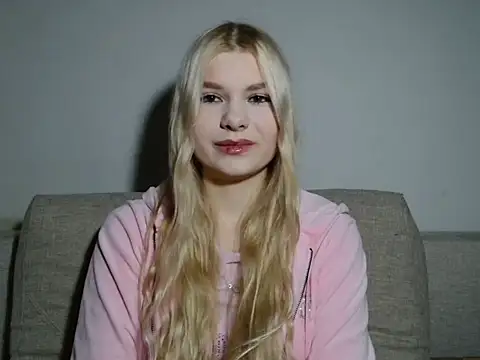 Snapshot of GeorginaLovely chatting on 01.15.26 GeorginaLovely online show from 01.15.26