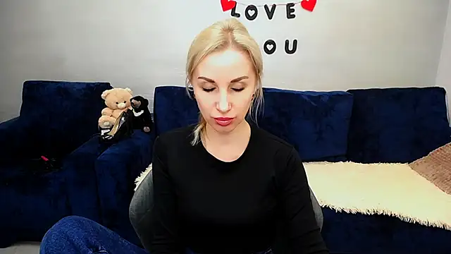 Hanna--Sweet online show from 04.13.26