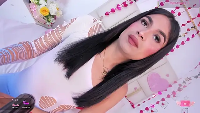 Snapshot of Silvanna-Casstro chatting on 02.09.26 Silvanna-Casstro online show from 02.09.26