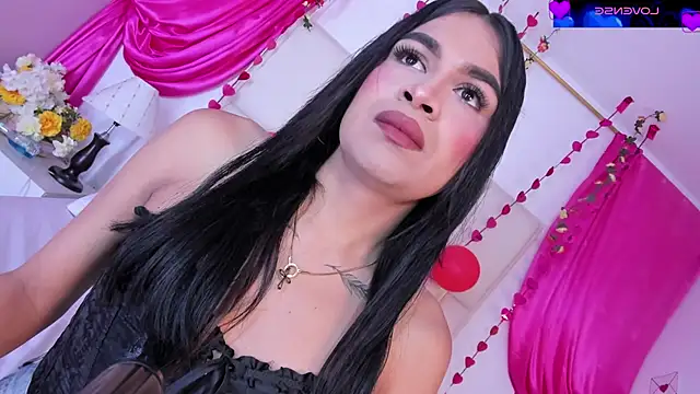 Snapshot of Silvanna-Casstro chatting on 02.20.26 Silvanna-Casstro online show from 02.20.26