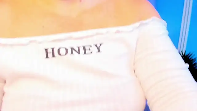 Snapshot of dahianeconnor chatting on 02.23.26 dahianeconnor online show from 02.23.26