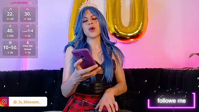 Snapshot of Milow_Russo_ chatting on 01.12.26 Milow Russo online show from 01.12.26