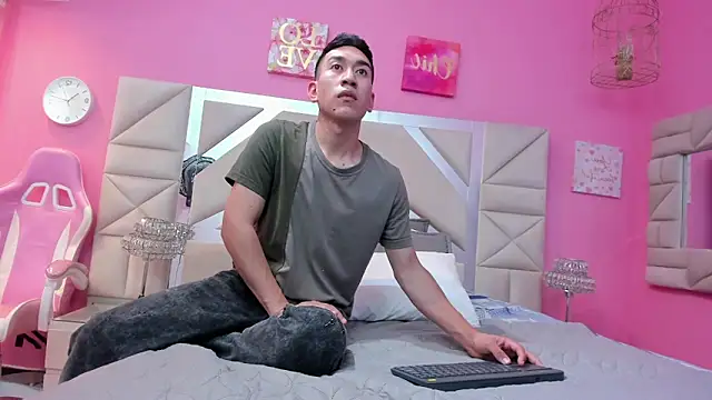 Snapshot of matias_jeong chatting on 02.28.26 matias jeong online show from 02.28.26