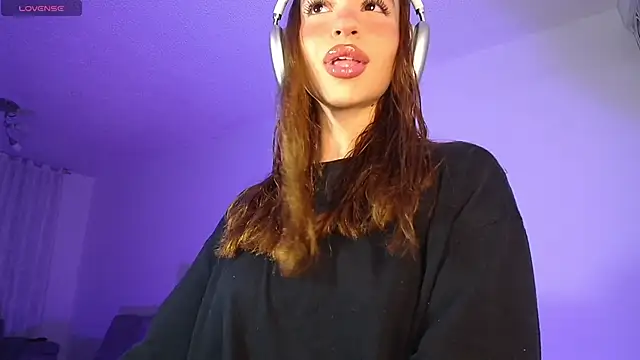 alina lee online show from 03.11.26