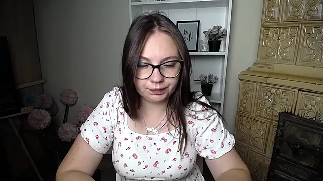 Snapshot of LiliaErmi chatting on 08.10.26 LiliaErmi online show from 08.10.26