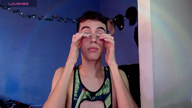 Juan Gomezz26 online show from 06.08.26