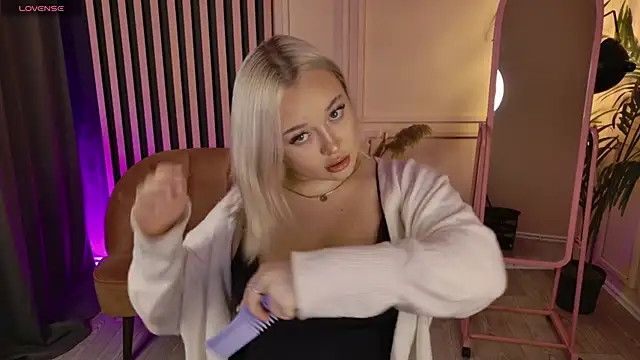 baby crazy love online show from 12.20.25