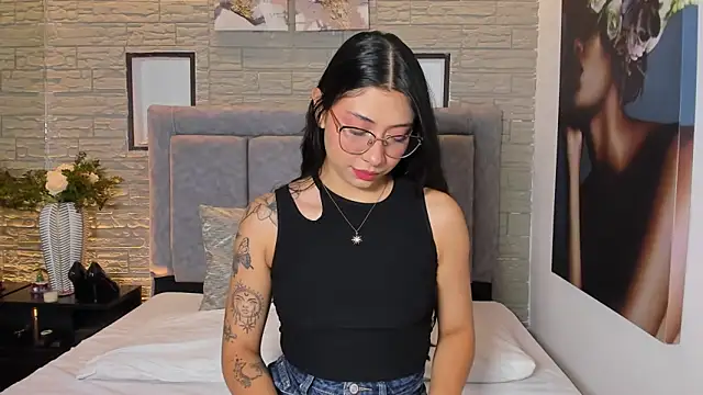 LanaRouse online show from 01.06.26