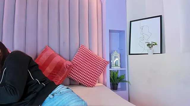 Miia Anderson online show from 02.24.26