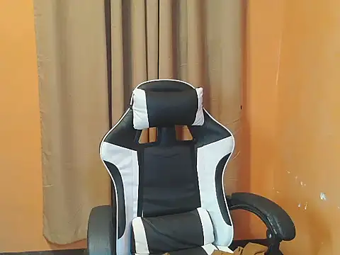 ur lovelyjessy online show from 03.22.26