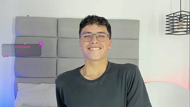 JoshClaarktt online show from 04.02.26