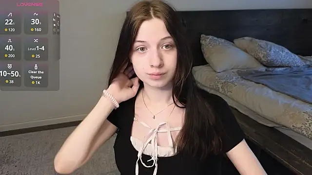 AlicePowells online show from 03.31.26