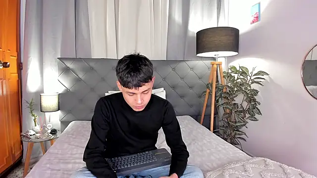 Andy Belier23 online show from 04.04.26