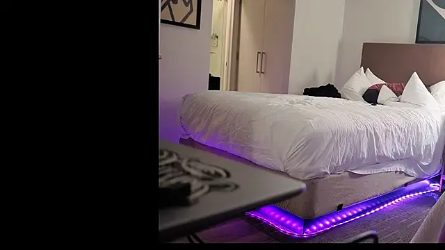 bluntbeautyxo online show from 12.16.25