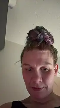 bluntbeautyxo online show from 04.09.26