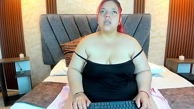 Snapshot of Ying_min chatting on 02.16.26 Ying min online show from 02.16.26