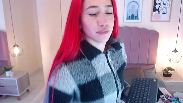 Celestee15  online show from 12.18.25