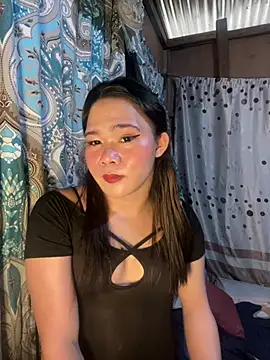 whirl girl online show from 07.19.26