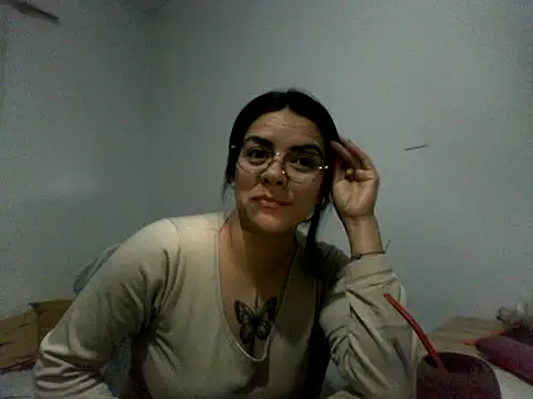 Snapshot of luluclark69 chatting on 06.20.26 luluclark69 online show from 06.20.26