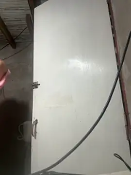 katycatarg online show from 12.19.25