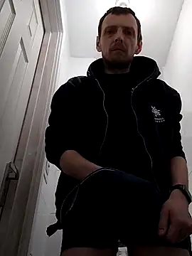 Snapshot of CrookedBunk3527 chatting on 04.10.26 CrookedBunk3527 online show from 04.10.26