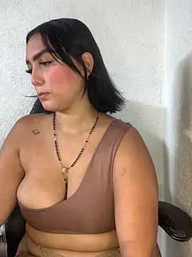 Mia em online show from 03.03.26