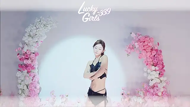 Luckygirls-339 online show from 05.24.26