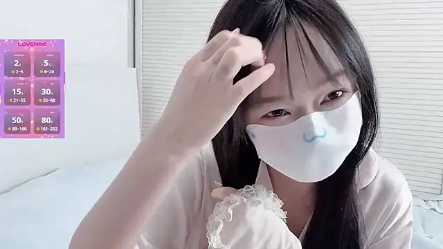  nannan  online show from 02.04.26