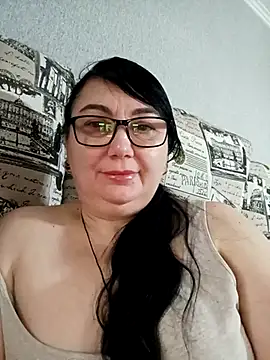 MariSwan222 online show from 02.13.26