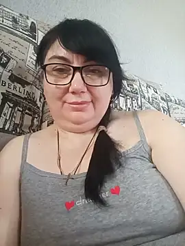 Snapshot of MariSwan222 chatting on 04.28.26 MariSwan222 online show from 04.28.26