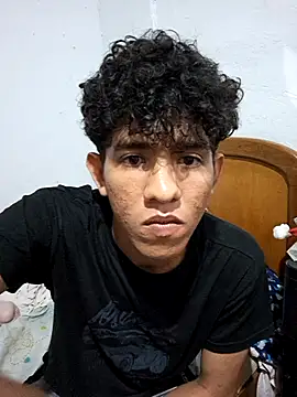 adexe23 online show from 02.16.26